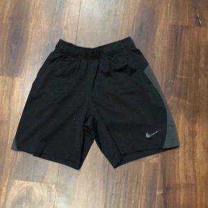 womens nike basketball shorts